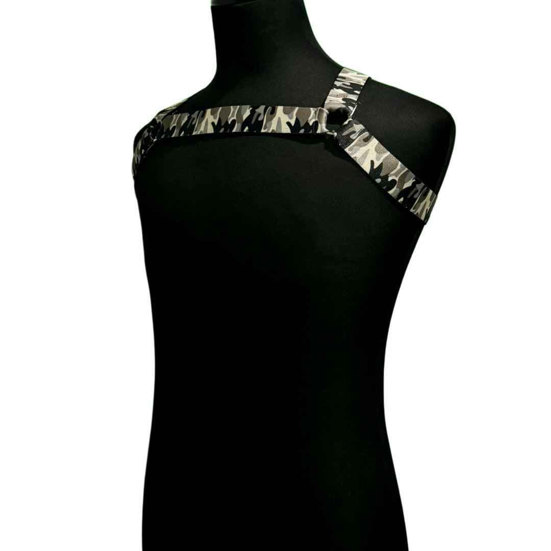 Lieutenant Harness 3